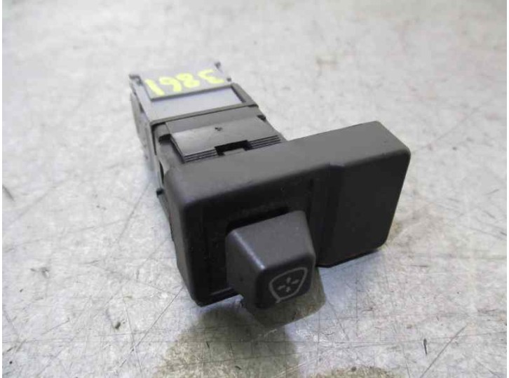 Replacement mirror control switch for Citroën Berlingo 1.9 diesel OEM IAM reference 