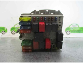 Replacement fuse / relay box for Fiat Punto sedan (188) 1.3 JTD CAT OEM IAM reference 46835603 299042 