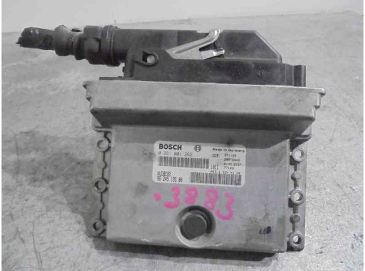 Replacement engine ECU for Citroën Xantia saloon 1.9 turbodiesel OEM IAM reference 9624519580 0281001262 BOSCH