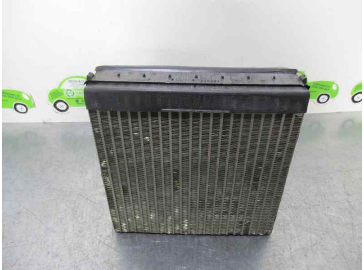 Recambio de evaporador aire acondicionado para volkswagen polo (9n1) 1.4 16v referencia OEM IAM 22080307 