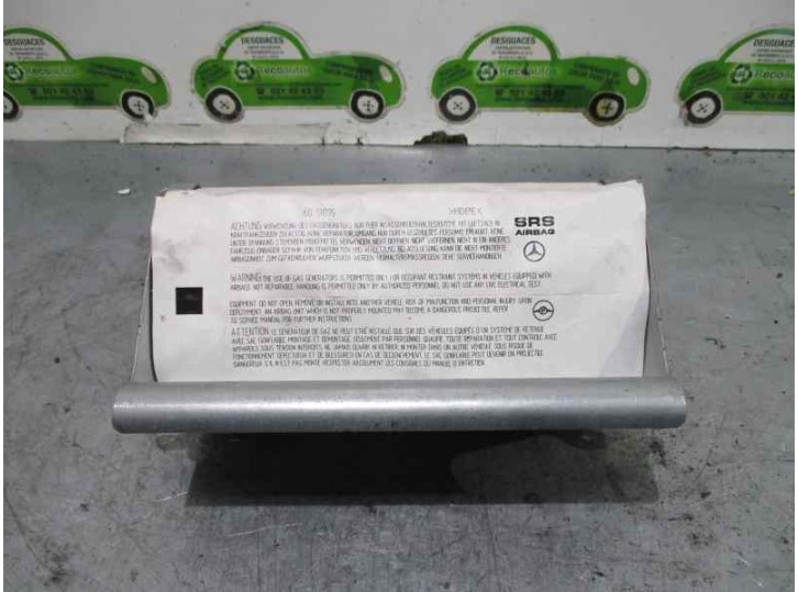 Recambio de airbag delantero derecho para mercedes-benz clase a (w168) 1.4 cat referencia OEM IAM 1688600605 1712719901 PETRI