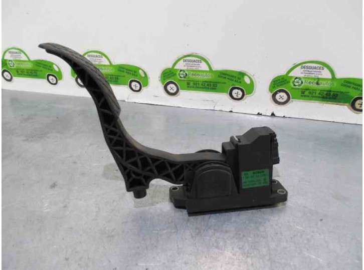 Recambio de potenciometro pedal para volkswagen polo (9n1) 1.4 16v referencia OEM IAM 6Q1721503A 0280752215 BOSCH