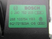 Recambio de potenciometro pedal para volkswagen polo (9n1) 1.4 16v referencia OEM IAM 6Q1721503A 0280752215 BOSCH