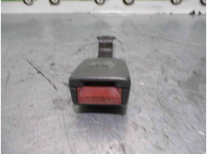 Recambio de enganche cinturon para tata indica idi referencia OEM IAM 5 PUERTAS