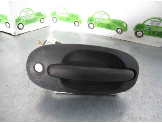 Recambio de maneta exterior delantera izquierda para chrysler voyager (gs) 2.4 cat referencia OEM IAM CAJA 7 