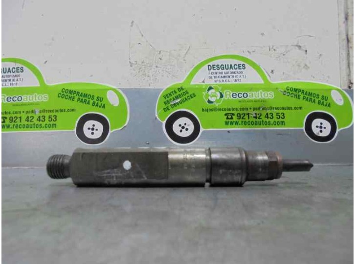 Recambio de inyector para renault megane i classic (la0) 1.9 dti diesel cat referencia OEM IAM 7700112883 0432193611 BOSCH