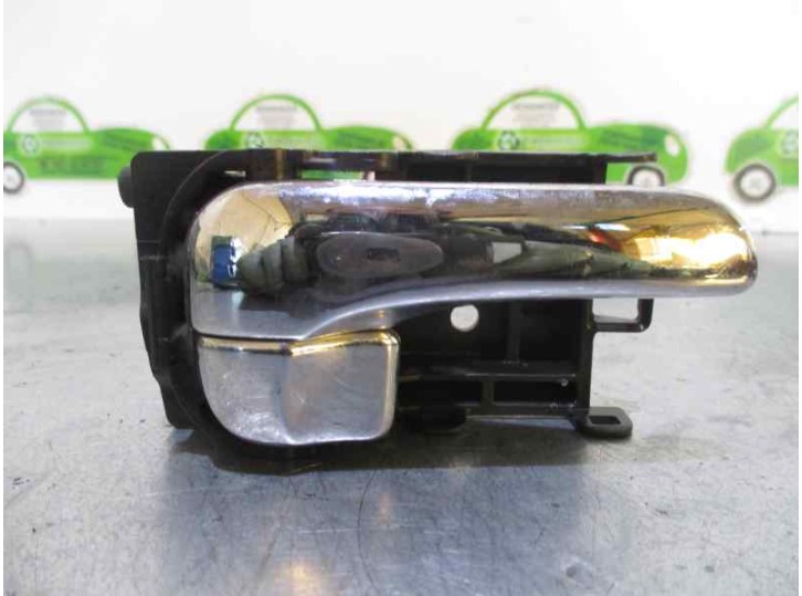 Recambio de maneta interior trasera derecha para nissan primera berlina (p11) 2.0 16v cat referencia OEM IAM CAJA 3 