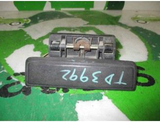 Recambio de maneta exterior trasera derecha para peugeot 205 berlina 1.4 referencia OEM IAM 910176  