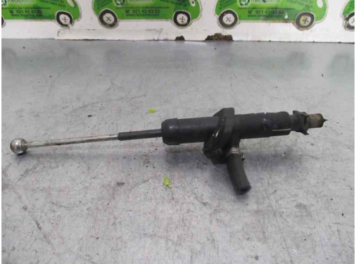 Recambio de bomba embrague para lancia ypsilon (101) 1.3 jtd cat referencia OEM IAM 55189163 B565252032 VALEO