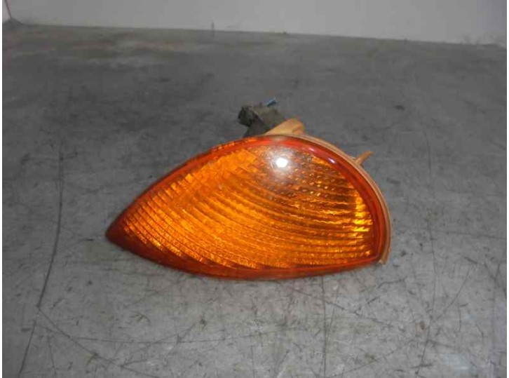 Replacement front right indicator light for Fiat Seicento (187) 0.9 CAT OEM IAM reference 