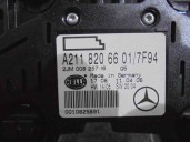 Recambio de luz interior para mercedes-benz clase e (w211) berlina 3.0 cdi cat referencia OEM IAM 2118206401 0010825891 HELLA