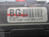 Recambio de caja reles / fusibles para daewoo evanda 2.0 cat referencia OEM IAM 96413478 3L06V200 