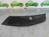 Recambio de rejilla delantera para mercedes-benz clase e (w123) berlina+coupe d 240 referencia OEM IAM 1238360165 