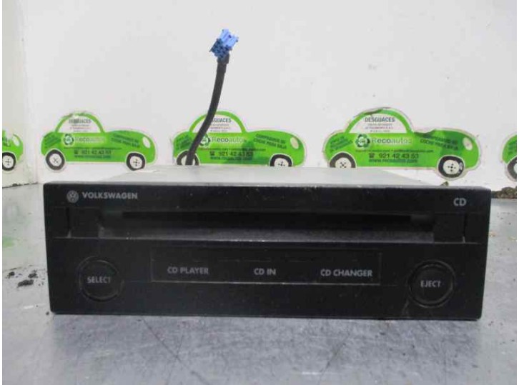 Replacement audio system / CD radio for Volkswagen Passat Saloon (3B3) 1.9 TDI OEM IAM reference 1J0035119B 