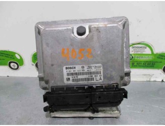 Recambio de centralita motor uce para opel vectra b berlina 2.0 dti referencia OEM IAM 90508986 0281001633 BOSCH