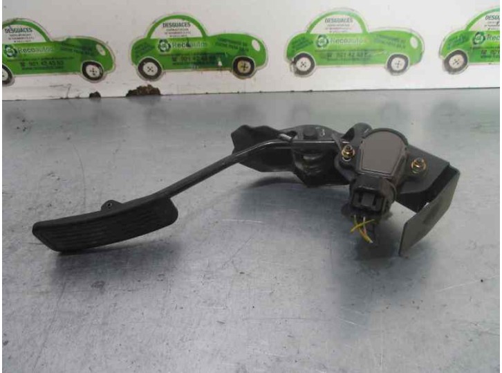 Recambio de potenciometro pedal para toyota avensis wagon (t25) 2.2 d-4d cat referencia OEM IAM   