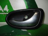Replacement rear right interior door handle for Nissan Primera sedan (P12) 1.9 16v turbodiesel cat OEM IAM reference CAJA 3