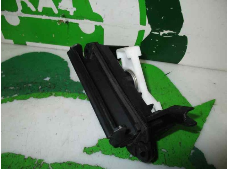 Recambio de maneta exterior porton para toyota corolla (e12) 1.4 turbodiesel cat referencia OEM IAM CAJA 7 