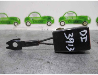 Recambio de enganche cinturon para mercedes-benz clase a (w168) 1.4 cat referencia OEM IAM 1688602669 560696802A 5 PUERTAS