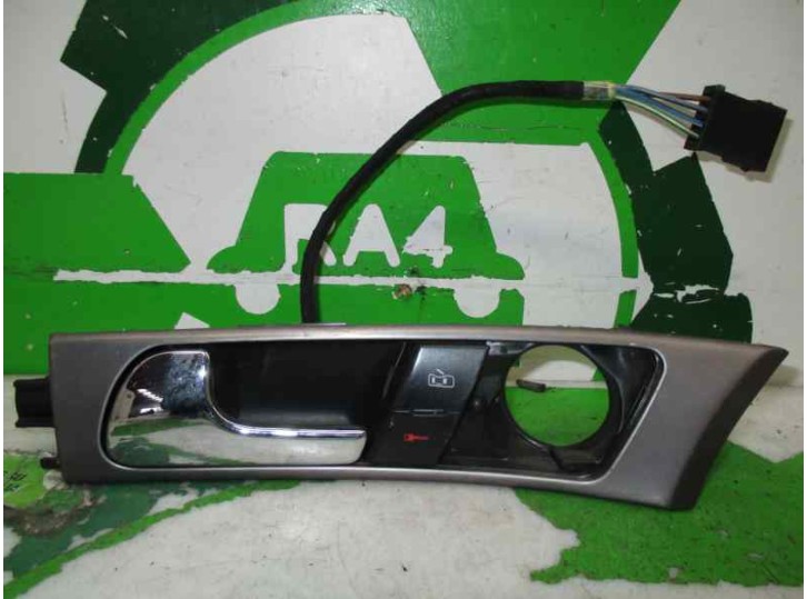 Recambio de maneta interior delantera izquierda para audi a6 berlina (4b2) 2.5 tdi referencia OEM IAM 4B837019 CAJA 6 4 PUERTAS