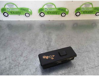 Recambio de mando elevalunas delantero derecho para volvo serie 440 2.0 cat referencia OEM IAM 467827 