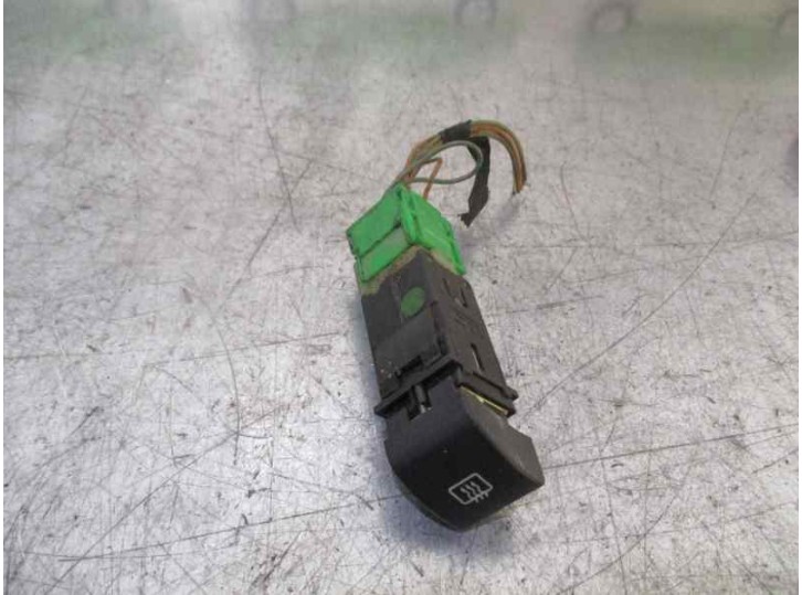 Recambio de boton luneta para skoda felicia berlina ( 791) 1.3 referencia OEM IAM   