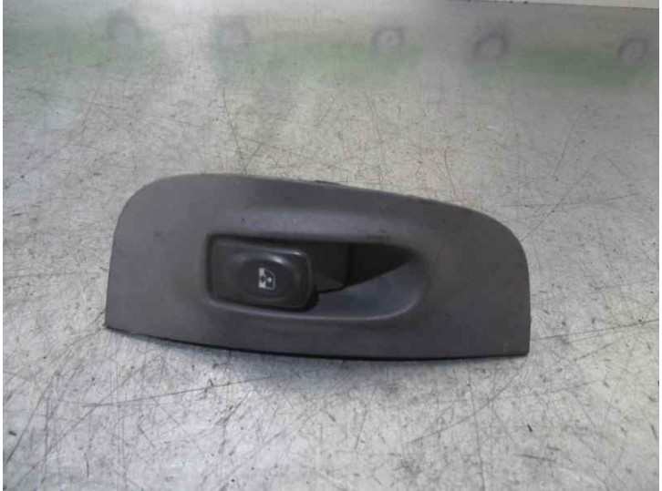 Recambio de mando elevalunas delantero derecho para renault megane i coach/coupe (da0) 1.9 dti diesel cat referencia OEM IAM 
