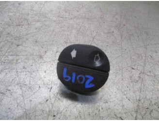 Recambio de mando elevalunas delantero derecho para ford fiesta (cbk) 1.4 tdci cat referencia OEM IAM 96FG14529AB 