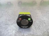Replacement airbag button for Kia Carnival 2.9 CRDi CAT OEM IAM reference 