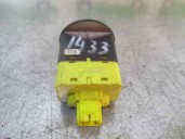 Replacement airbag button for Kia Carnival 2.9 CRDi CAT OEM IAM reference 