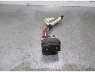 Recambio de mando elevalunas delantero derecho para fiat punto cabrio (176) 1.2 cat referencia OEM IAM 