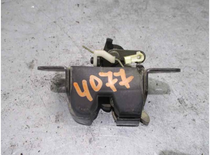 Replacement boot / tailgate lock for Hyundai Accent (LC) 1.5 CRDi CAT OEM IAM reference 5 DOORS