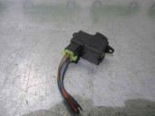 Recambio de mando elevalunas delantero derecho para daewoo nubira berlina 1.6 cat referencia OEM IAM 96190777  