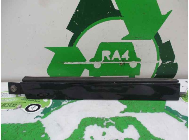 Recambio de embellecedor para mercedes-benz clase e (w124) berlina 320 e / e 320 (124.032) referencia OEM IAM 