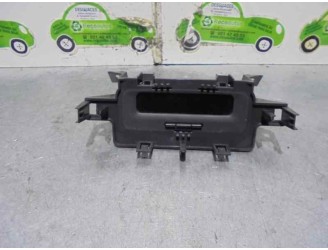 Recambio de pantalla multifuncion para renault megane ii classic berlina 1.9 dci diesel referencia OEM IAM 8200107839 216676711 