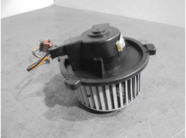 Recambio de motor calefaccion para lancia lancia y 1.2 cat referencia OEM IAM 840AF3GAT00083 5998000000 MAGNETI MARELLI