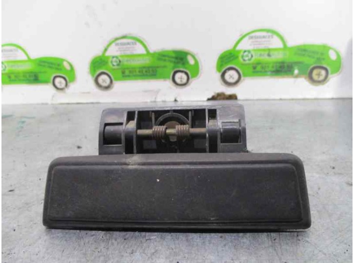 Recambio de maneta exterior trasera izquierda para peugeot 205 berlina 1.3 referencia OEM IAM  CAJA 7 