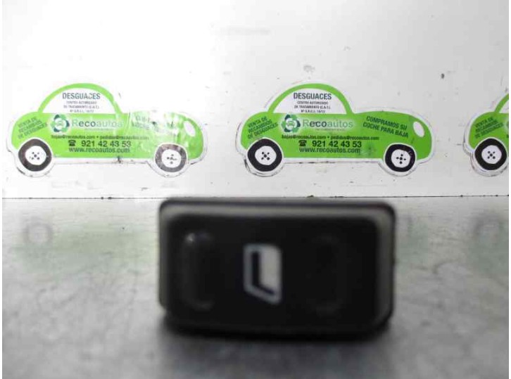 Recambio de mando elevalunas delantero derecho para citroën xsara berlina 1.9td attraction referencia OEM IAM 