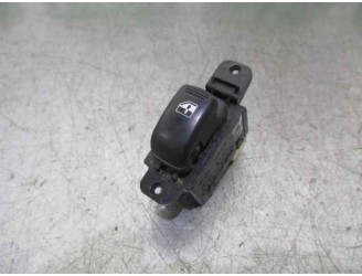 Replacement rear right window switch for Hyundai Santa Fe (SM) 2.0 CRDi cat OEM IAM reference 935753C010 
