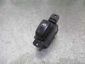 Replacement rear right window switch for Hyundai Santa Fe (SM) 2.0 CRDi cat OEM IAM reference 935753C010 