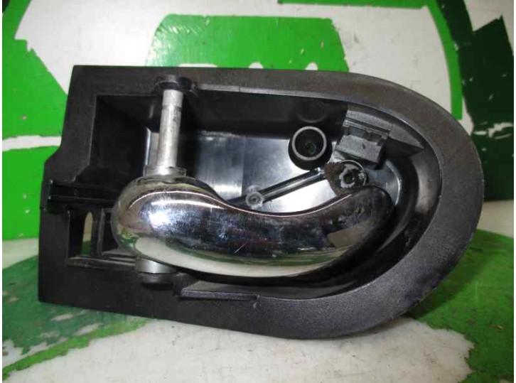 Recambio de maneta interior delantera izquierda para ford mondeo berlina (gd) 2.0 16v cat referencia OEM IAM CAJA 7 