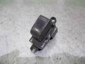 Replacement rear right window regulator switch for Nissan Primera Saloon (P12) 1.9 16V Turbodiesel CAT OEM IAM reference 25411A
