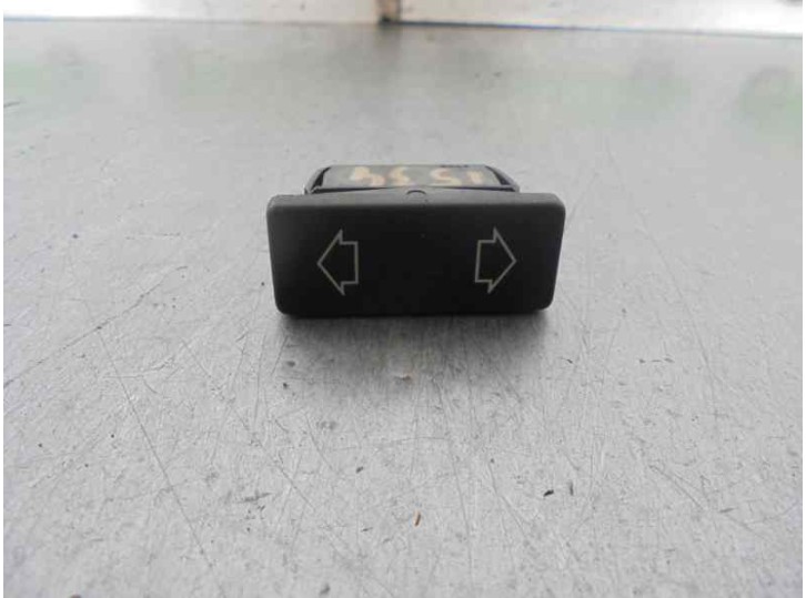 Recambio de mando elevalunas delantero derecho para citroën bx berlina bx 1.6 tgs referencia OEM IAM 