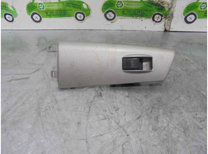 Recambio de mando elevalunas delantero derecho para toyota corolla (e12) 1.6 16v referencia OEM IAM 8480102341B0 8480102341B0 