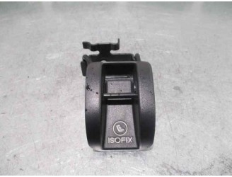 Recambio de enganche cinturon para mercedes-benz clase b (w246) 2.1 cdi cat referencia OEM IAM A2469231800 5 PUERTAS