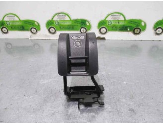 Recambio de enganche cinturon para mercedes-benz clase b (w246) 2.1 cdi cat referencia OEM IAM A2469231800 E0124610014 5 PUERTAS