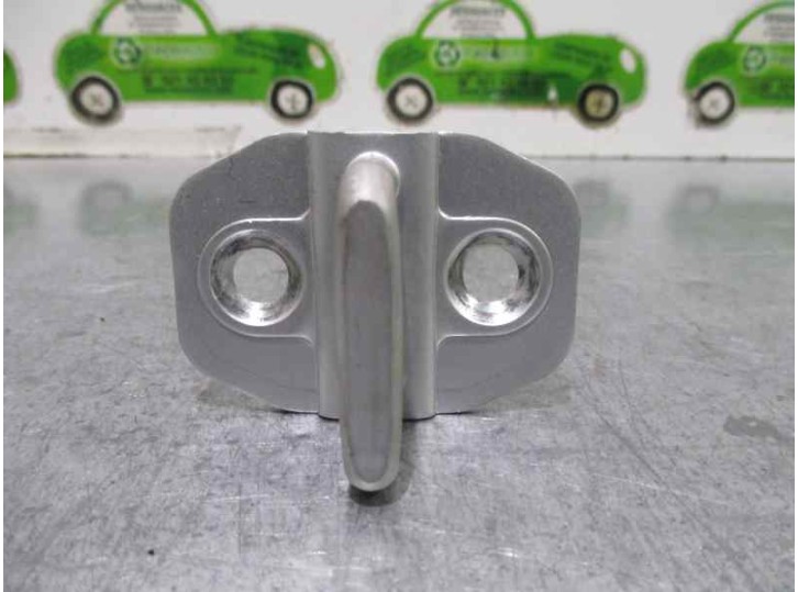 Recambio de bisagra puerta para mercedes-benz clase b (w246) 2.1 cdi cat referencia OEM IAM  11000049B 