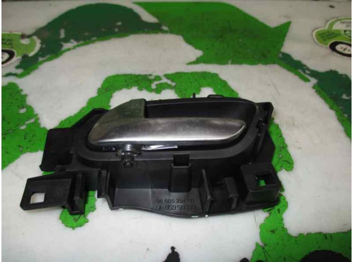 Recambio de maneta interior trasera izquierda para citroën c5 berlina 1.6 hdi fap referencia OEM IAM 9660525480 CAJA 8 4 PUERTAS