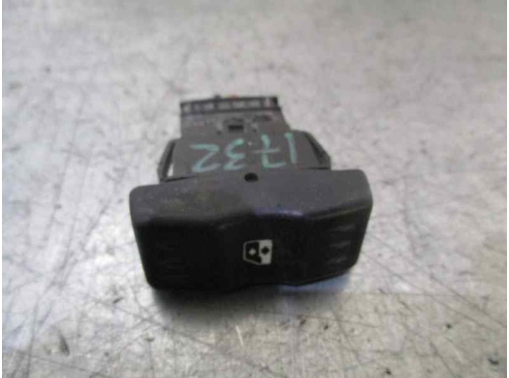 Recambio de mando elevalunas delantero izquierdo para dacia logan mcv ambiance referencia OEM IAM 