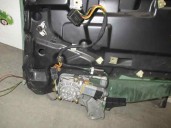Replacement rear right window regulator for Audi 100 Saloon (C4) 2.8 V6 CAT (AAH) OEM IAM reference 2 PINS 5 DOORS.